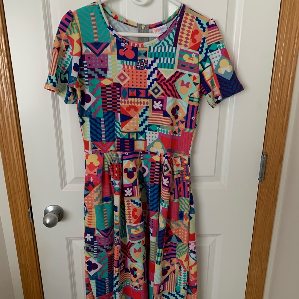 Lularoe Disney M Amelia